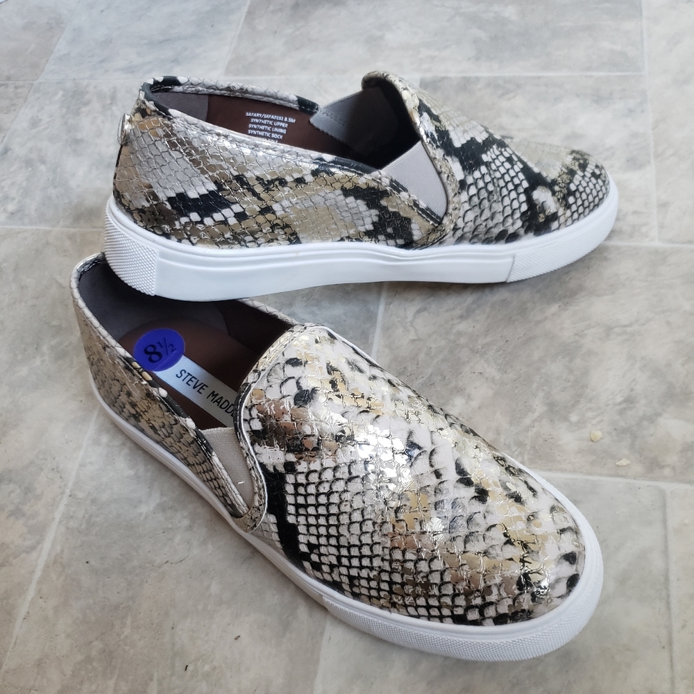 Steve madden slip ons